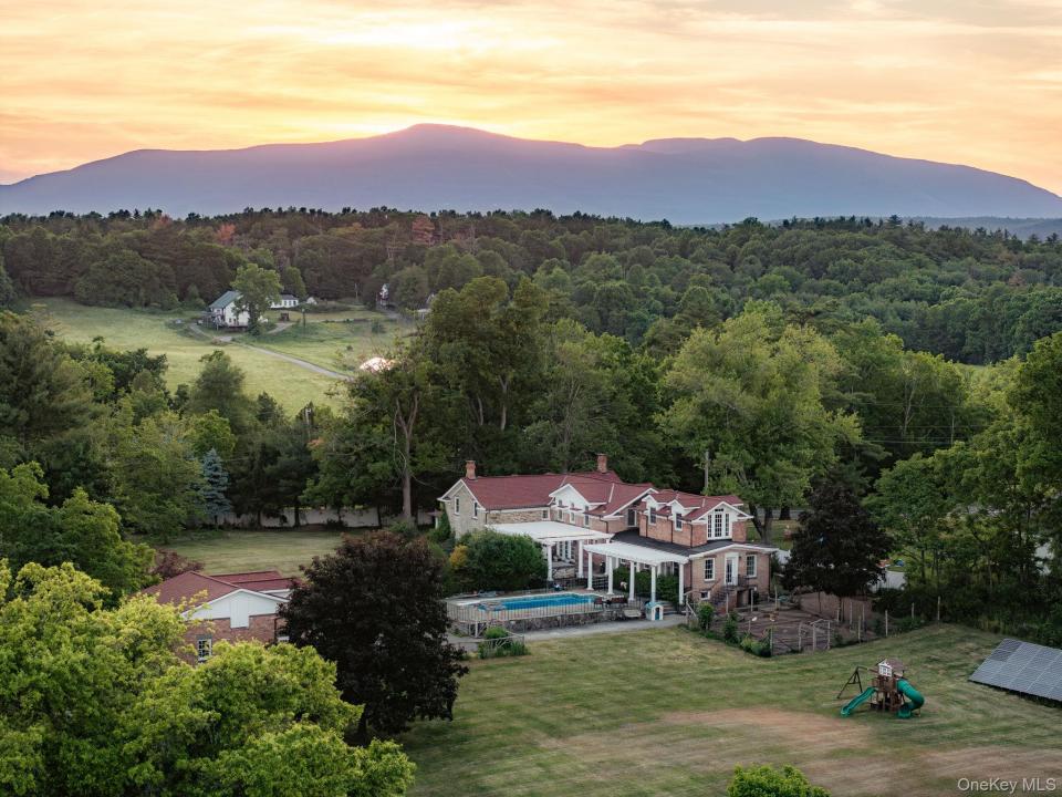 1830 Route 32, Saugerties, New York 12477, USA