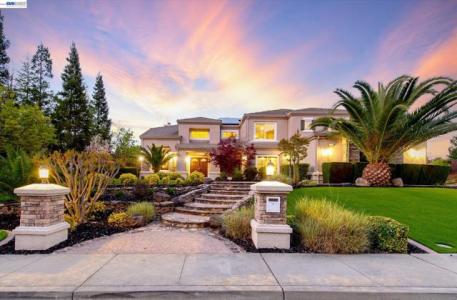 Regency Dr, Pleasanton, كاليفورنيا 94588, الولايات المتحدة