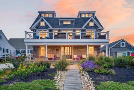 1185 Succotash Road, Narragansett, Rhode Island 02882, USA