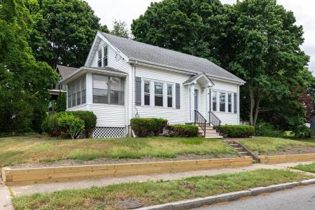 1402 S Broadway, East Providence, Rhode Island 02914, USA