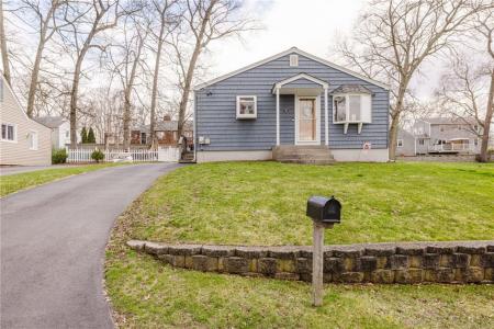 79 Bergeron Street, Seekonk, Massachusetts 02771, USA