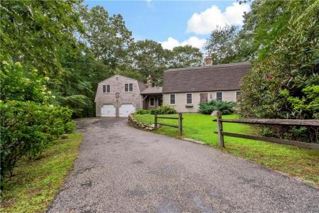 172 Estelle Drive, South Kingstown, Rhode Island 02892, USA