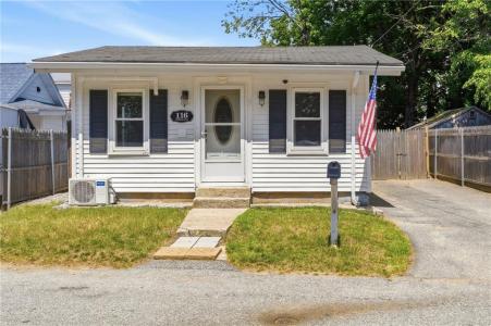 116 Ardway Avenue, Warwick, Rhode Island 02889, USA