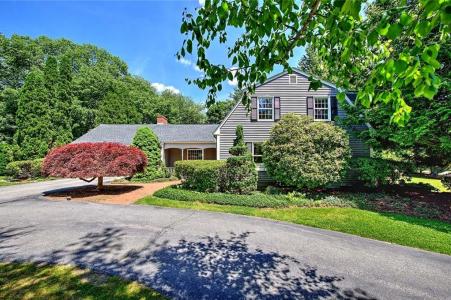 15 Sylvia Lane, Lincoln, Rhode Island 02865, HOA KỲ