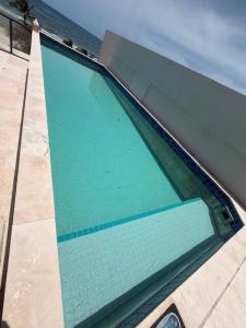 2101 S Surf Road Phe, Hollywood, Florida 33019