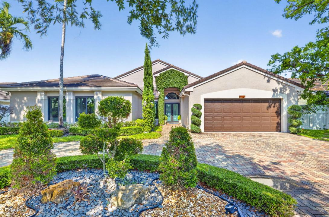 912 NW 132nd Avenue, Sunrise, Floride 33325, États-Unis