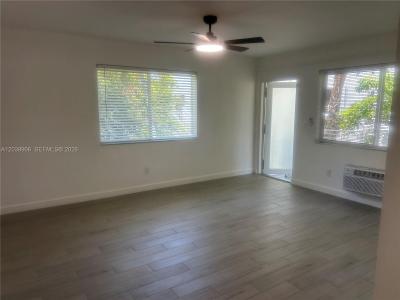 415 76th St 8, Miami Beach, Florida 33141, USA
