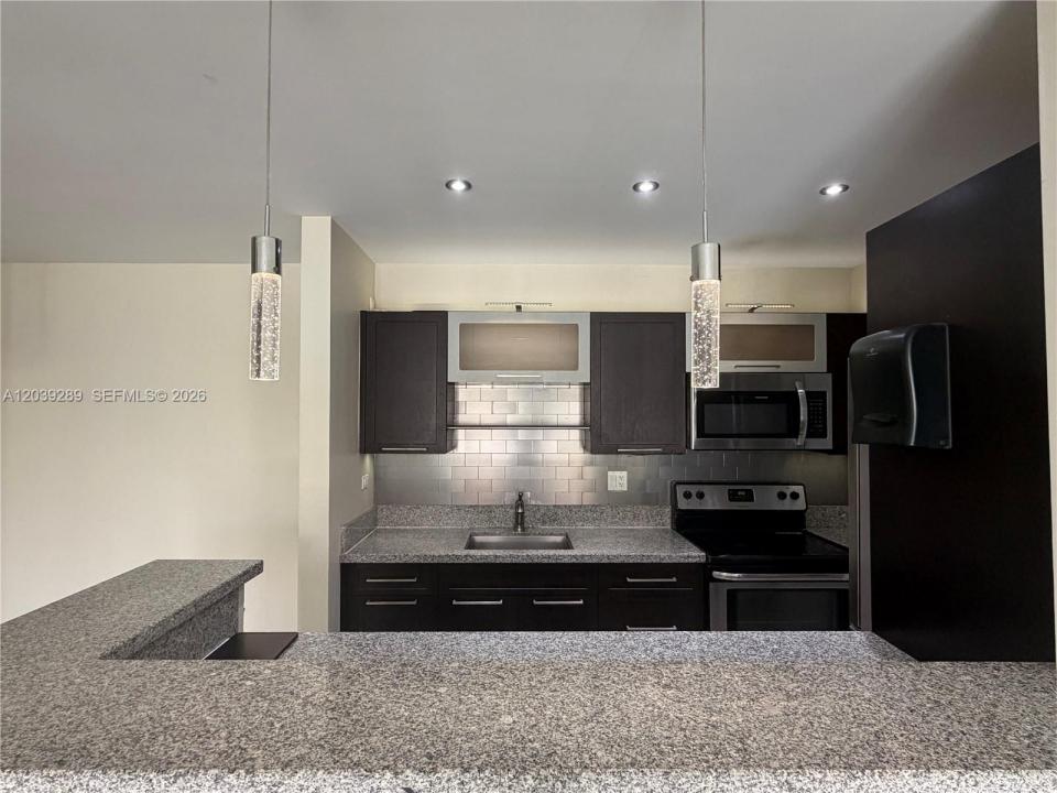13872 SW 90th Ave 210-FF, Miami, Florida 33176, USA
