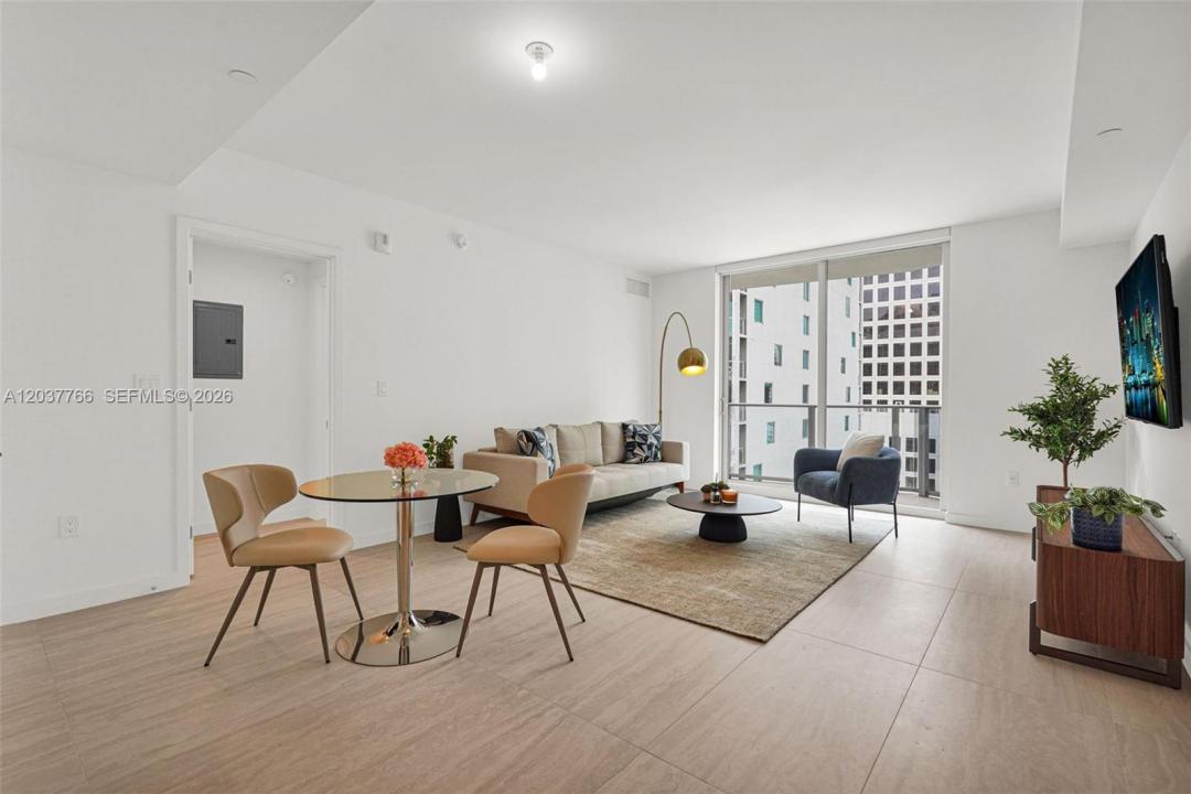 77 SE 5th St 3714, Miami, Florida 33131, Stati Uniti
