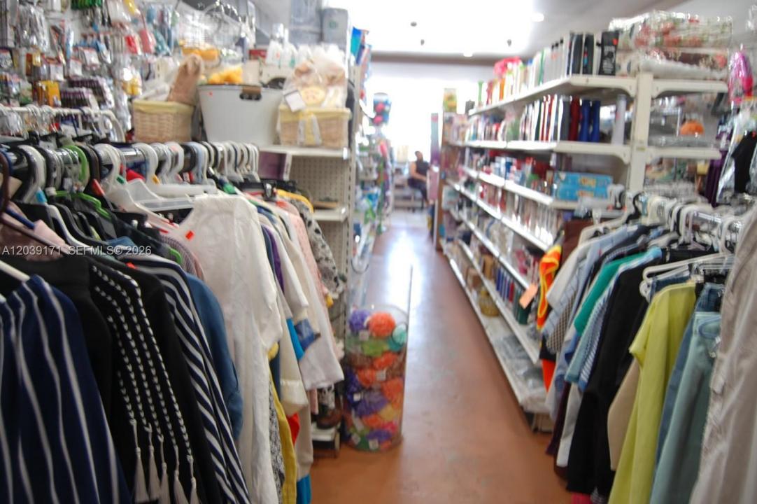 1900 e 4th ave, Hialeah, פלורידה 33010, ארצות הברית של אמריקה