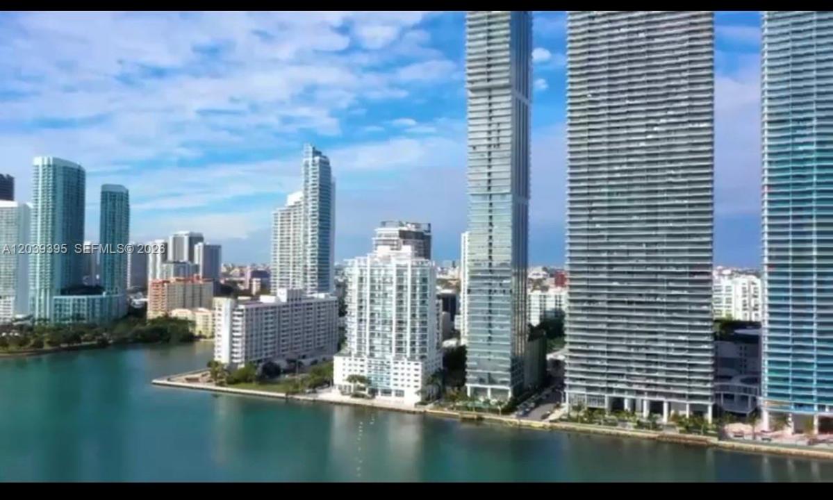 700 NE 24th St 1505, Miami, Floride 33137, États-Unis