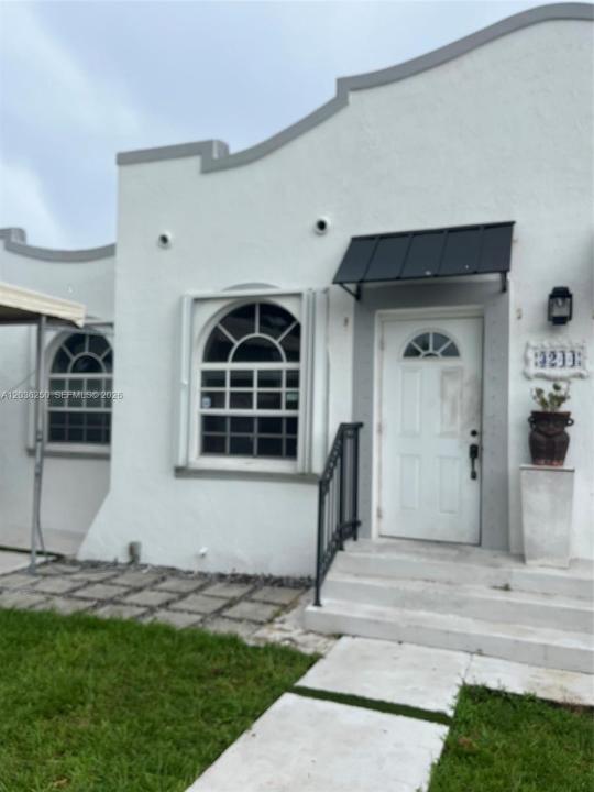 3244 SW 3rd St L, Miami, 플로리다 33135, 미국