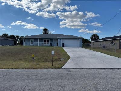 1201 BANJO CT, La Belle, Florida 33935, USA