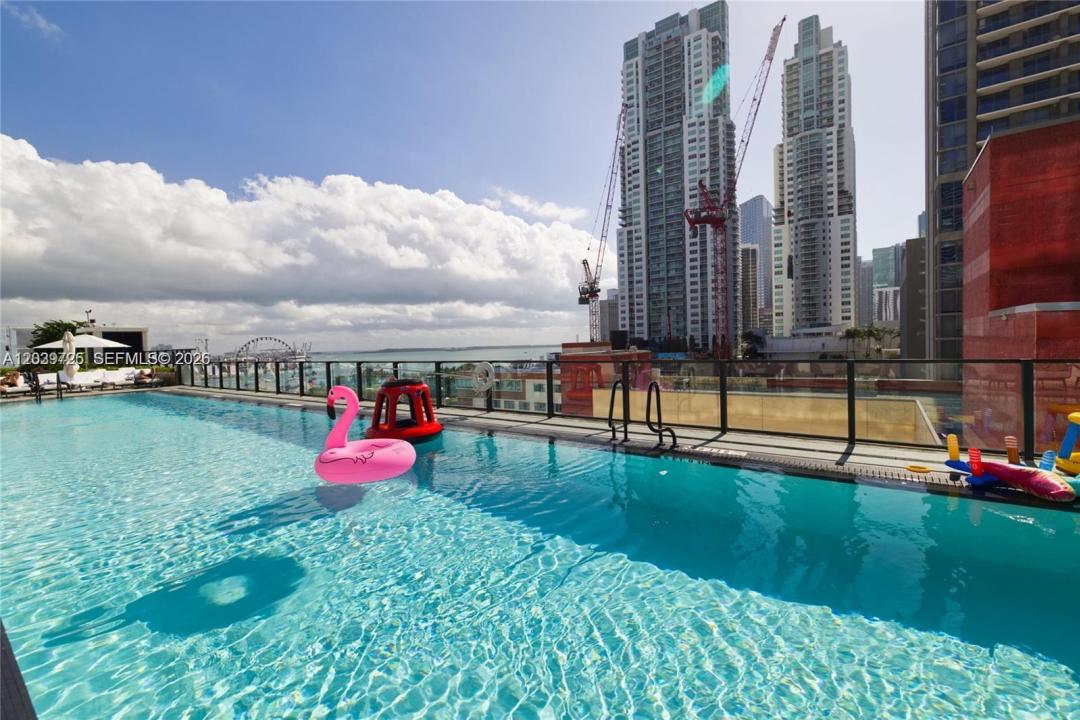 398 NE 5th St 2112, Miami, Florida 33132, Stati Uniti