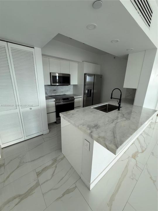 7350 SW 89th St 1602S, Miami, Florida 33156, Stati Uniti