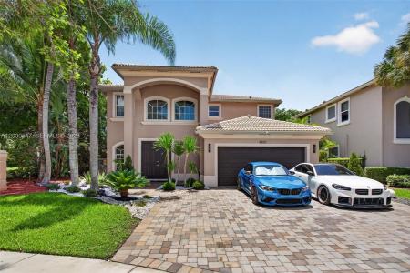 4907 Cypress Way, Coconut Creek, Florida 33073