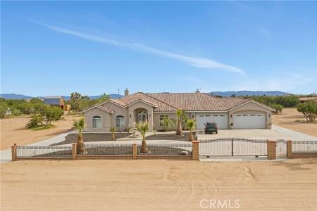 Cedar, Hesperia, California 92344, Stati Uniti