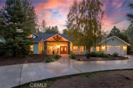 Pine Ridge Road, Oakhurst, Californie 93644, États-Unis