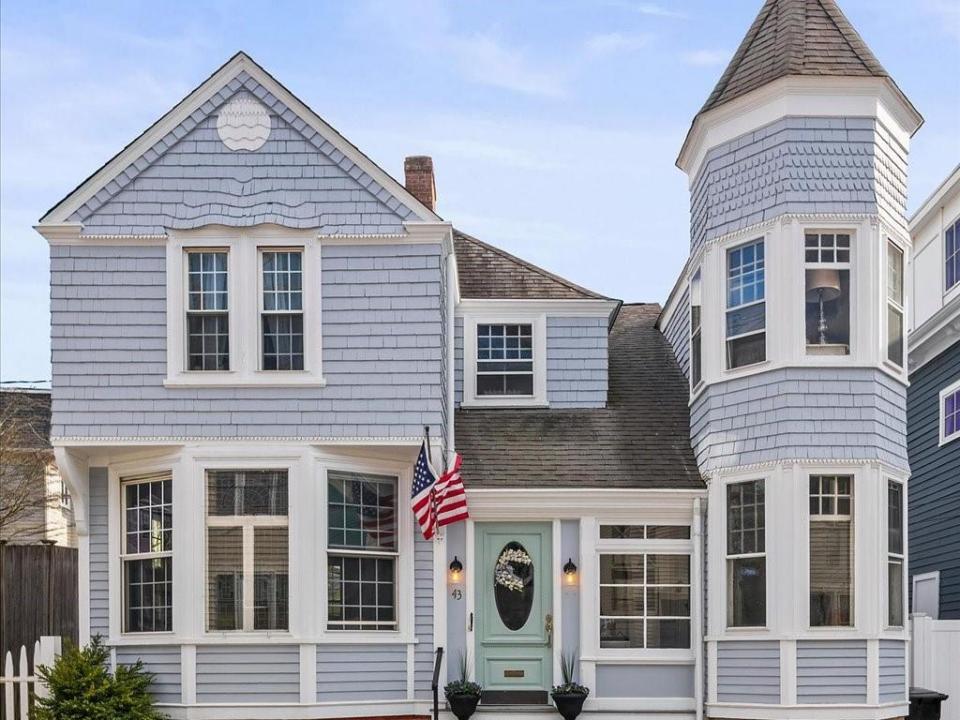 43 Howard Street, Newport, Rhode Island 02840