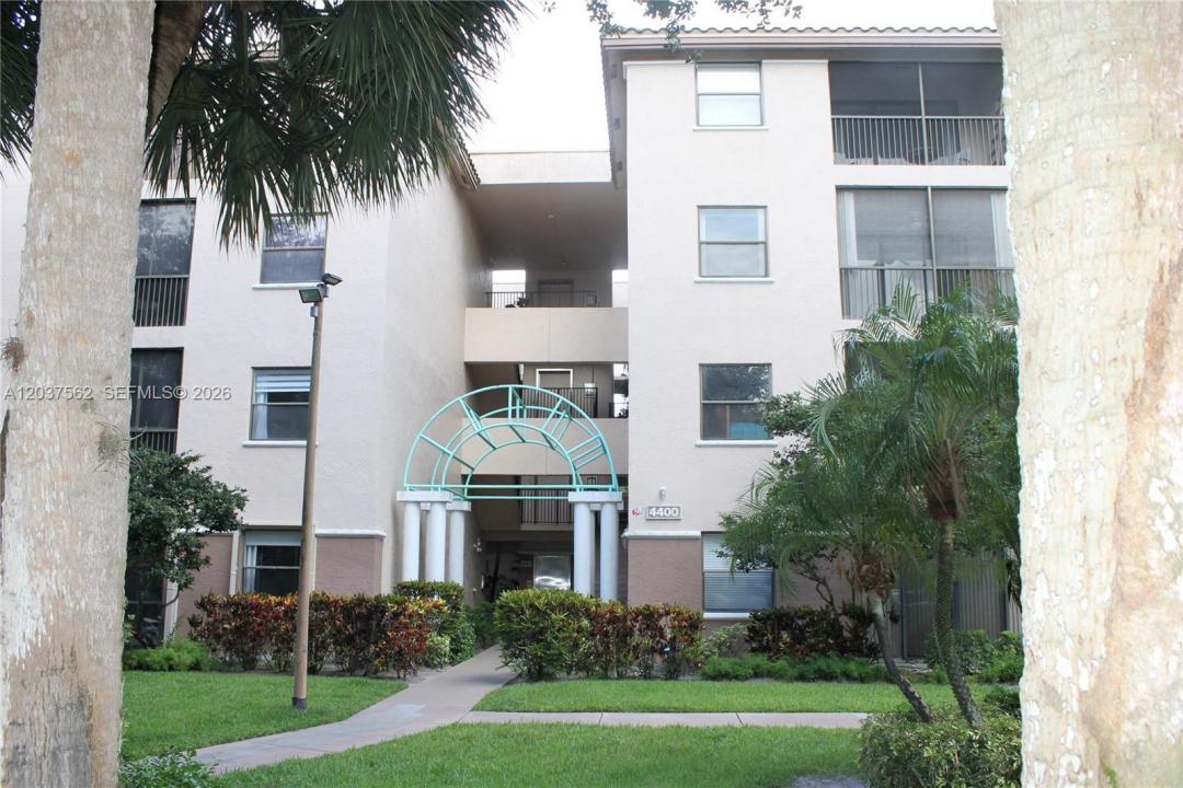 4400 NW 30th St 326, Coconut Creek, Florida 33066, Stati Uniti