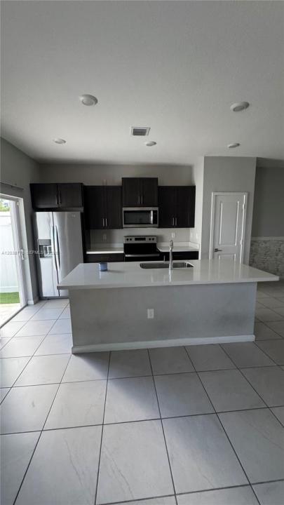 834 SE 16th Ct, Homestead, Floride 33034, États-Unis