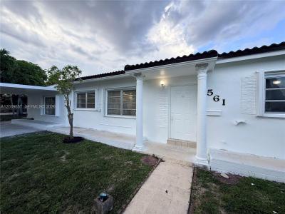 561 W 39th St n/a, Hialeah, Florida 33012, USA