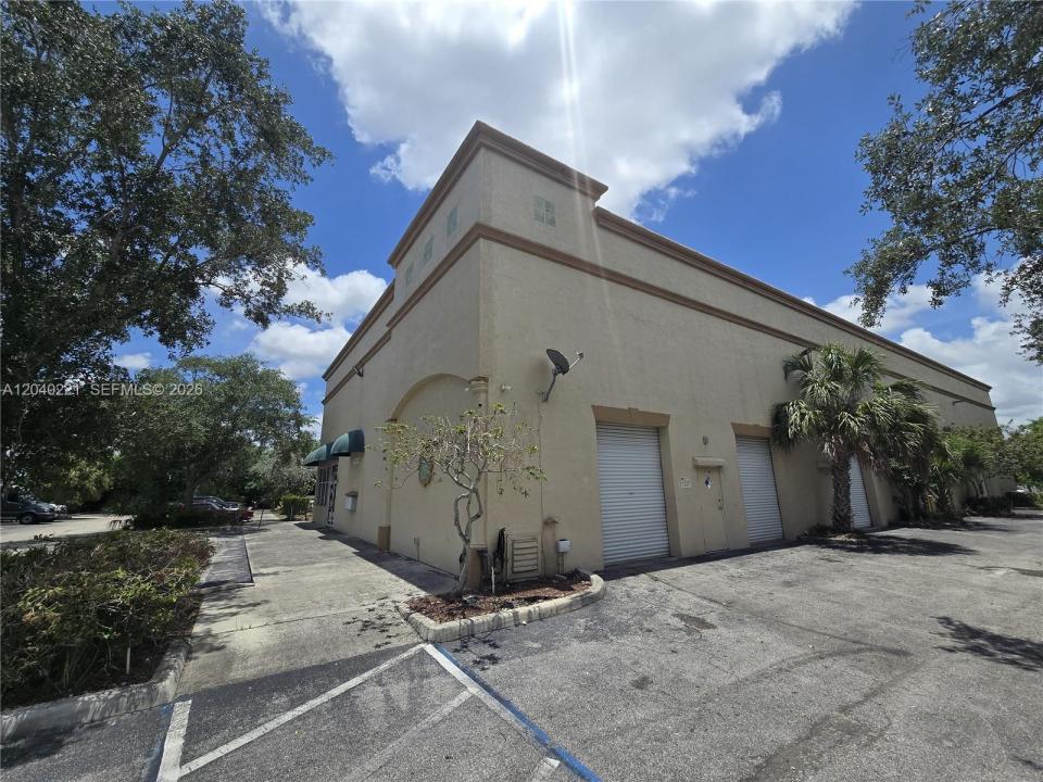 12140 Wiles Rd, Coral Springs, Florida 33076