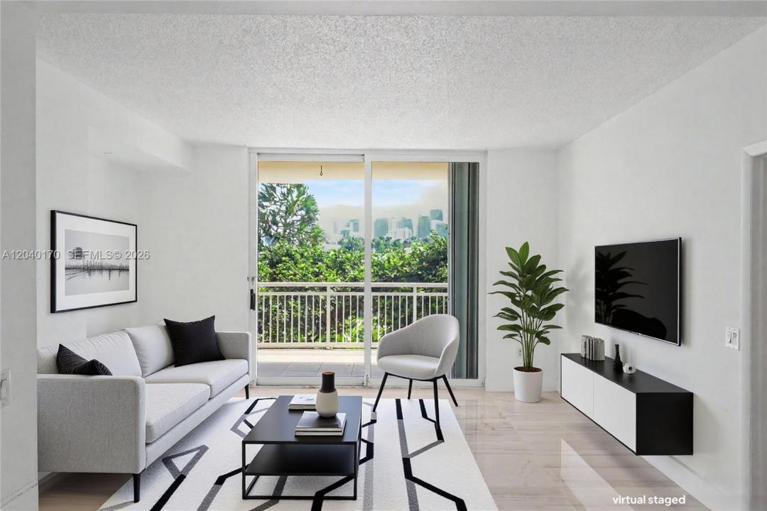 2475 Brickell Ave 704, Miami, Floride 33129, États-Unis