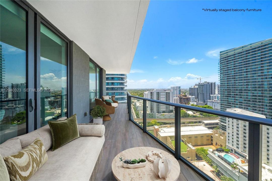 1300 S Miami Ave 2110, Miami, Flórida 33130, Estados Unidos