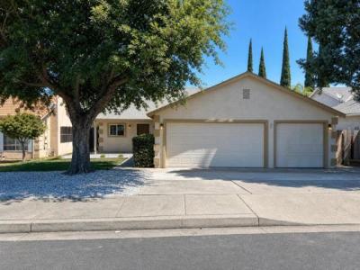 Sun River Street, Oakdale, Kalifornien 95361, USA