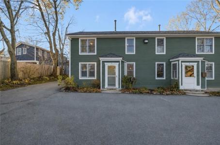 208 Marlborough Street 4, East Greenwich, Rhode Island 02818, USA