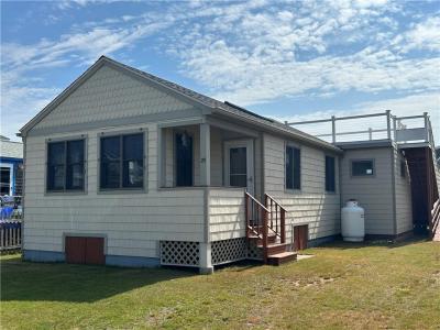 25 Champlin Avenue, Narragansett, Rhode Island 02879, USA