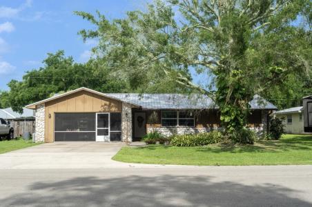 1864 SW 24th Avenue, Okeechobee, Florida 34974, USA