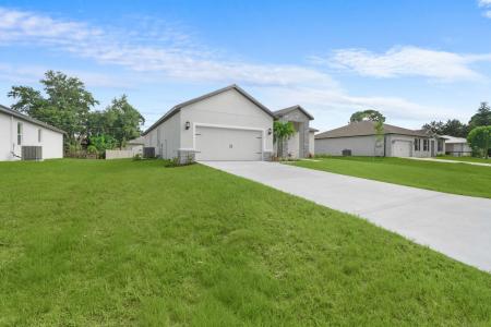 1079 SW Placetas Avenue, Port St. Lucie, Florida 34953, USA