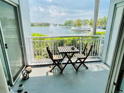 8600 SW 212th St 208, Cutler Bay, Florida 33189, USA