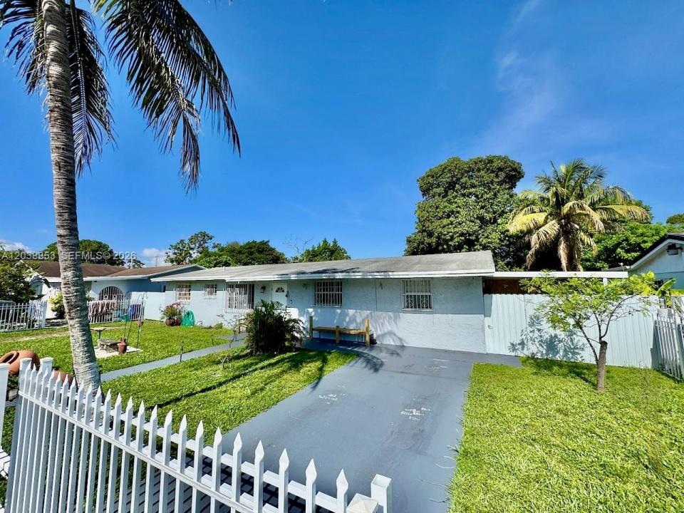 15970 NW 37th Pl, Miami Gardens, Florida 33054, Stati Uniti