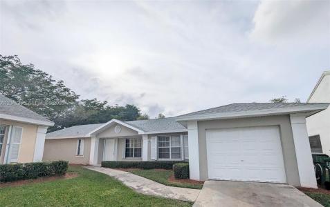 532 SE 21st Dr, Homestead, Florida 33033, USA