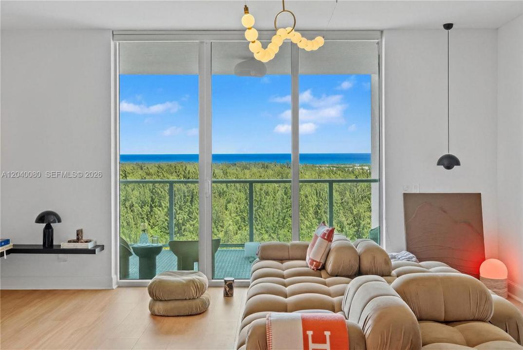 14951 Royal Oaks Ln 1202, North Miami, Florida 33181, Stati Uniti