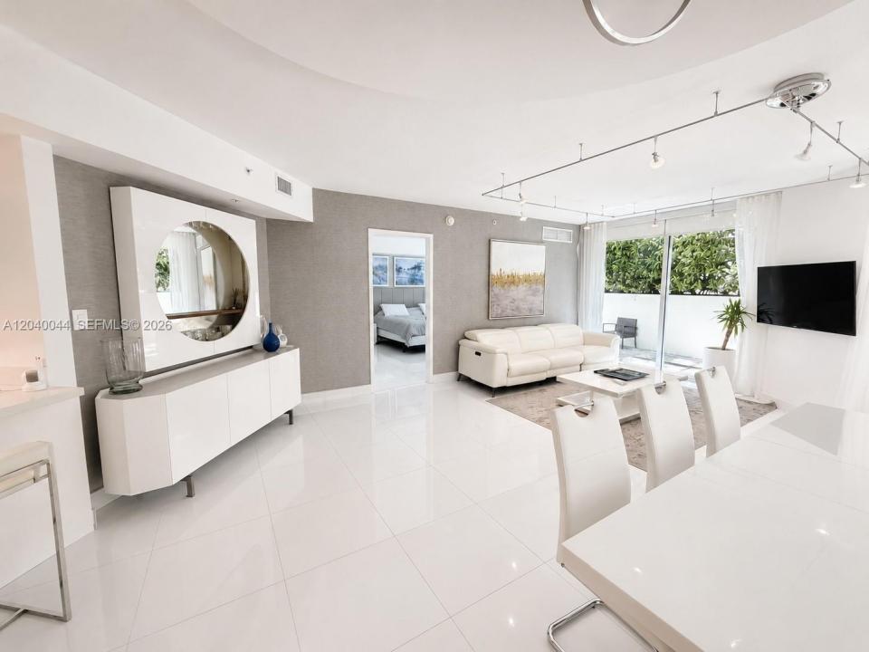 200 Sunny Isles Blvd 2-504–Lanai Residence, Sunny Isles Beach, Floride 33160, États-Unis