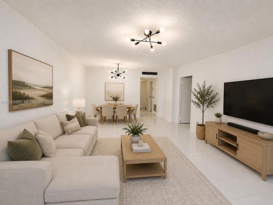 20500 W Country Club Dr 109, Aventura, Florida 33180, Stati Uniti
