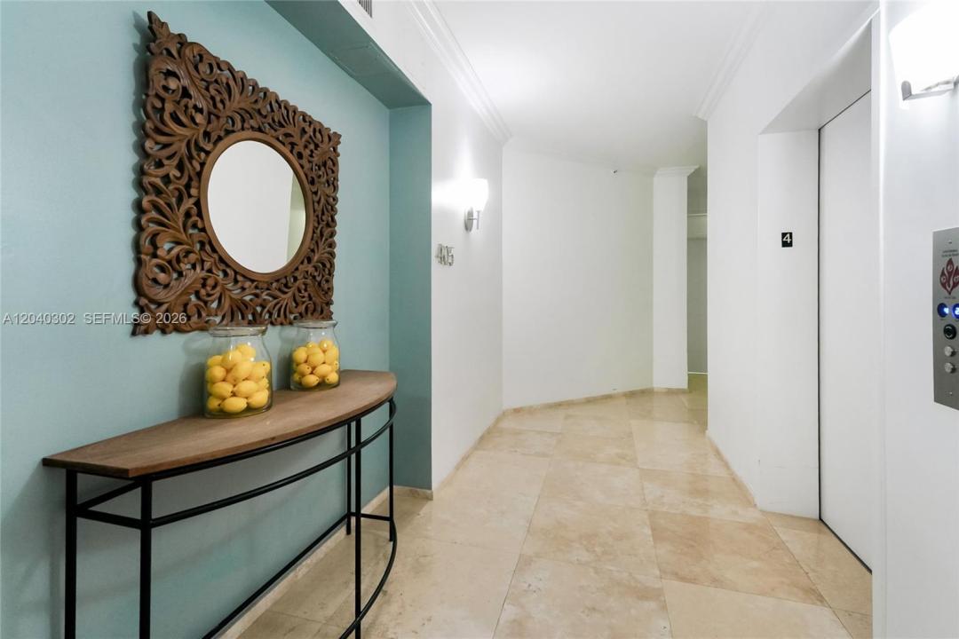 300 S Pointe Dr 405, Miami Beach, Floride 33139, États-Unis