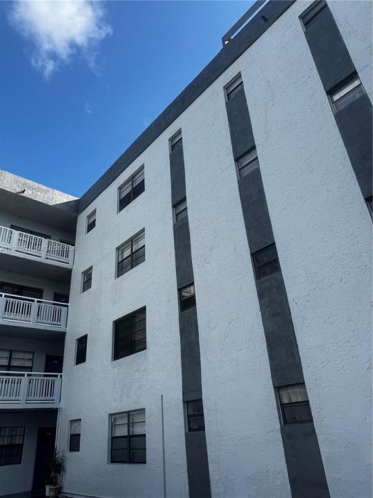 13500 NE 3rd Ct 120, North Miami, 플로리다 33161, 미국