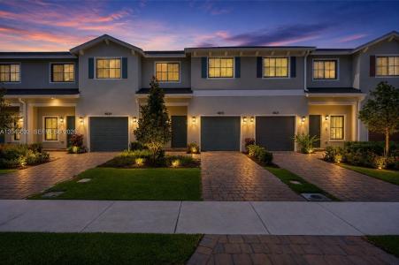 4825 Dillion St, Lake Worth, Florida 33463