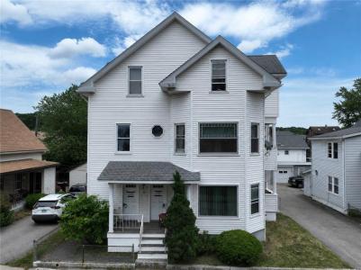 65 Bellingham Street, Woonsocket, Rhode Island 02895, HOA KỲ