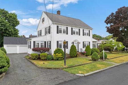 24 Bel Air Drive, Providence, Rhode Island 02911, USA