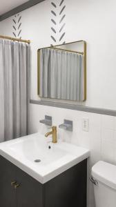 272 NE 44th Street, Deerfield Beach, Florida 33064, HOA KỲ