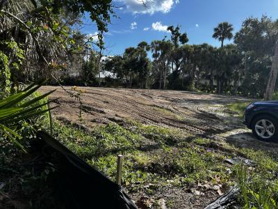 525 Acacia Road, Vero Beach, Florida 32963