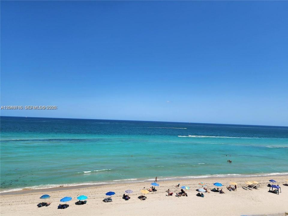 3505 S Ocean Dr PENTHOUSE 1502, Hollywood, Florida 33019, Stati Uniti