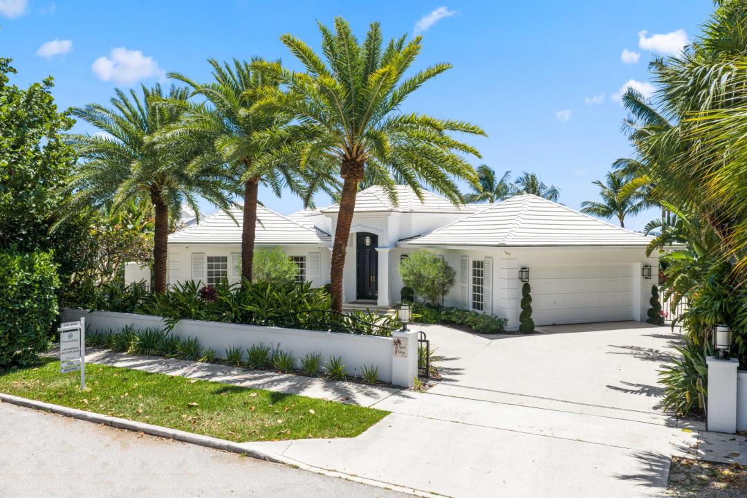 2204 Notre Dame Drive, Lake Worth Beach, Florida 33460