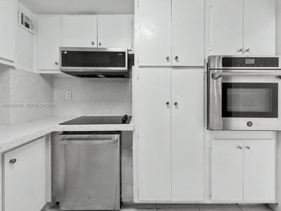 3301 NE 5th Ave 307, Miami, フロリダ 33137, アメリカ合衆国